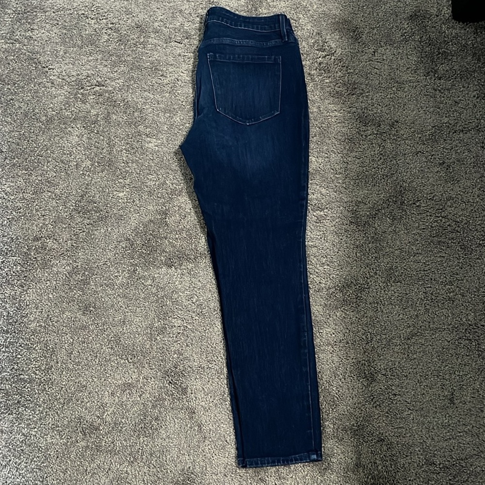 High-Rise Women’s Jeans - 12 SHORT - Picture 4 of 9